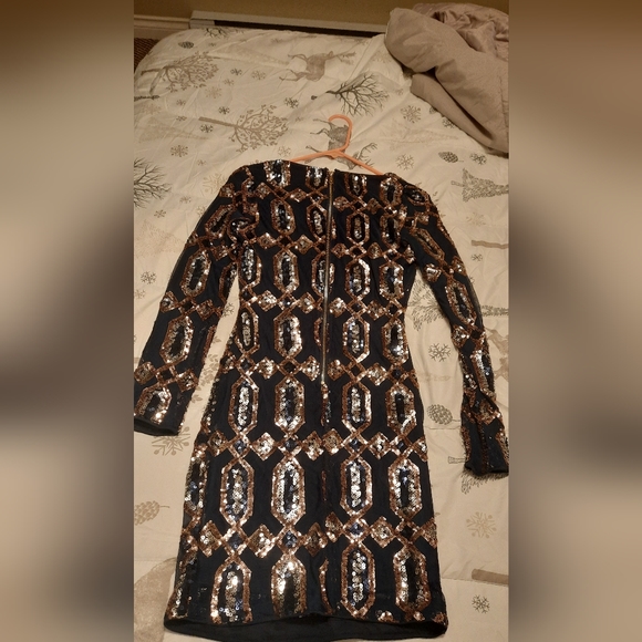 Fashionnova sequin dress - Picture 7 of 7